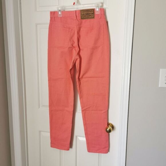 2/$40 BNWT Liz Claiborne high waist jeans size 8P - Picture 3 of 6